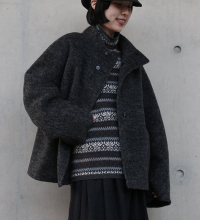 熟練の技が光る、総手縫いウールハイネックコート　ウールコート　251131-1