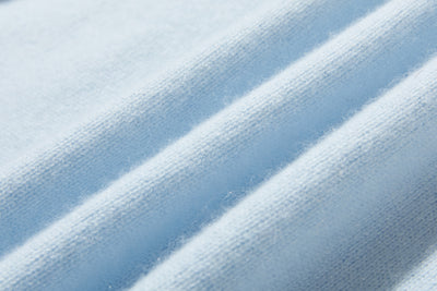 『シンプルだけど、一枚で様になる』カシミヤ100％　タートルネックセーター　厚手　241016