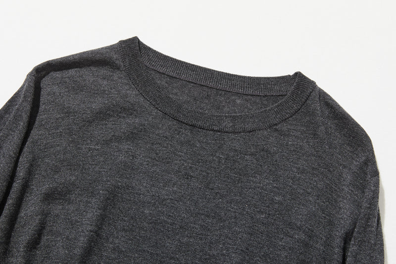 細部に遊び心が光るニットトップス　ウール混　レース編み裾ニット　　251010