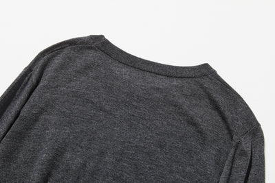 細部に遊び心が光るニットトップス　ウール混　レース編み裾ニット　　251010