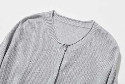 季節の移り変わりに寄り添う　コットン100％カーディガン　ニット　ライトグレー250917-1