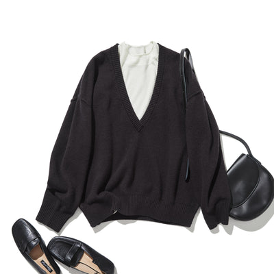 ほっこり温もり。シェットランドウールのオーバーサイズセーター　Vネックセーター 　251105