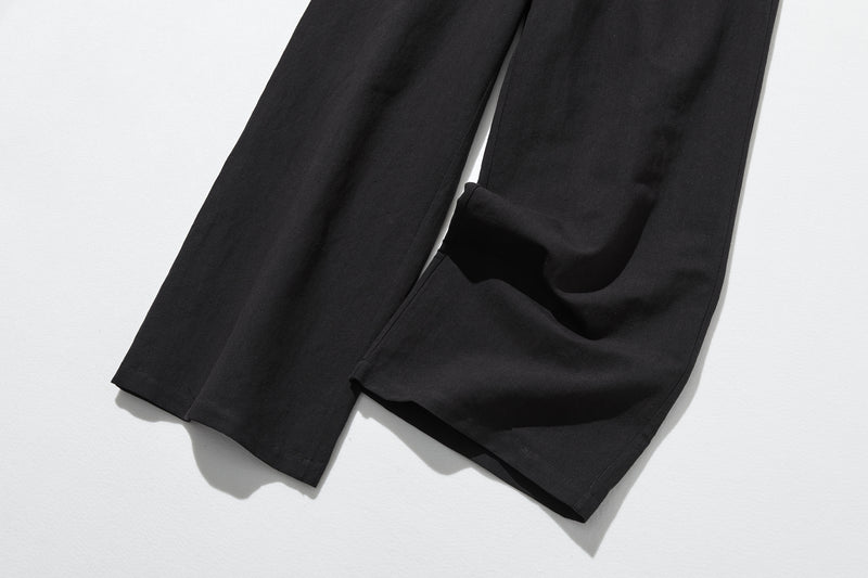 大人のゆとりある着心地 ナチュラル風合いのワイドパンツ 　250402