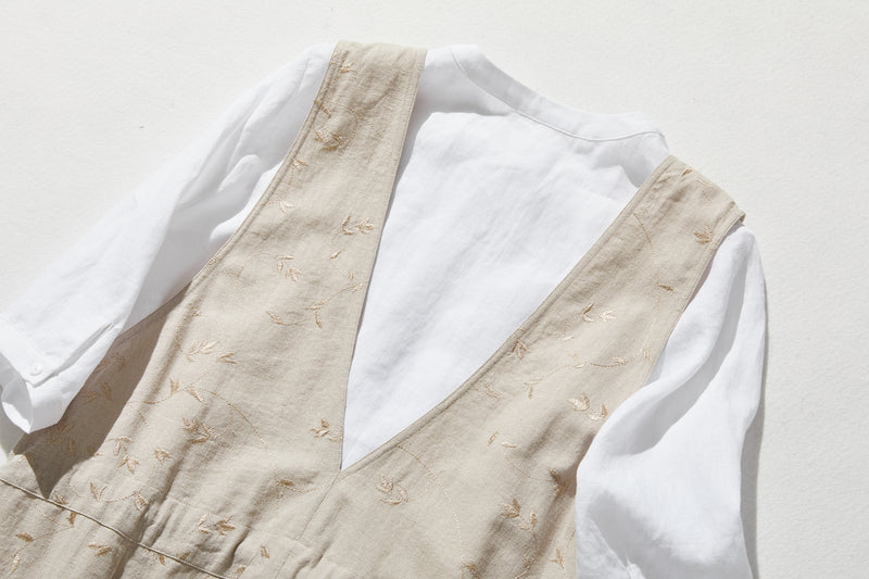 シルエットで魅せる、上質感のある刺繍生地ジャンパースカート　コットンリネン 　230930-2