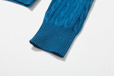 時代を超えて愛されるケーブル編みカーディガン　ウール100％カーディガン ウールニット　251121