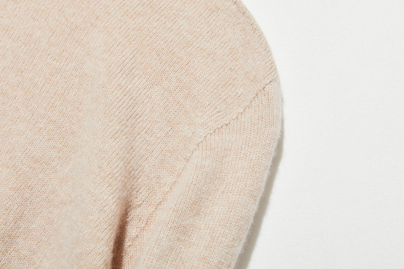 着心地がよく、きれいめに着られる 秋冬の大本命ニット ウール100％　ウールセーター  251120