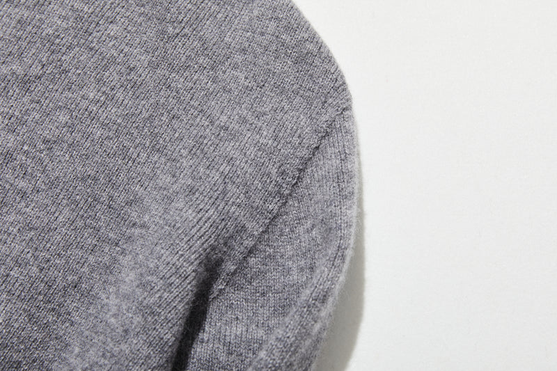 着心地がよく、きれいめに着られる 秋冬の大本命ニット ウール100％　ウールセーター  251120