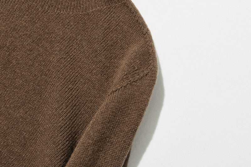 着心地がよく、きれいめに着られる 秋冬の大本命ニット ウール100％　ウールセーター  251120