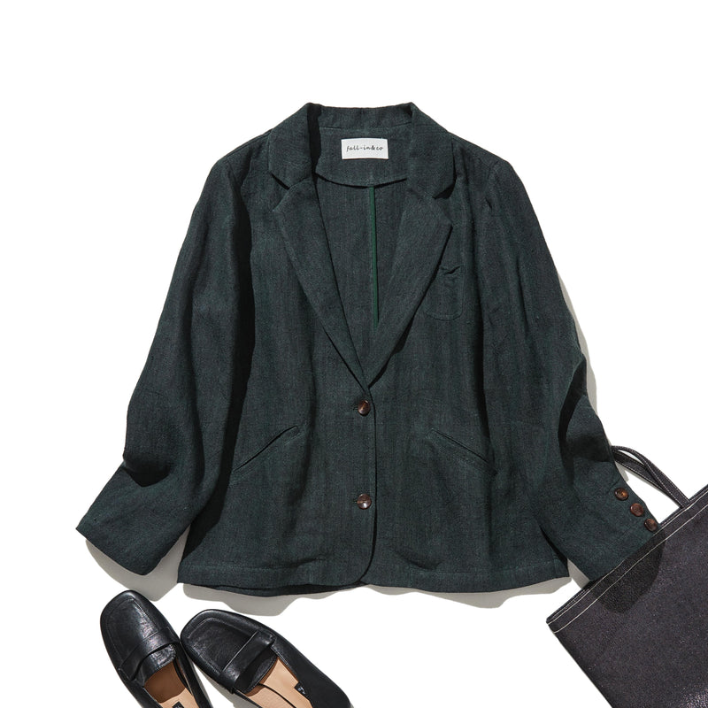 一枚あると、心強いリネン100％のテーラードジャケット　アウター　251005
