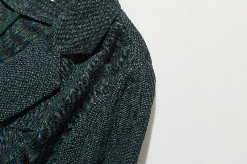 一枚あると、心強いリネン100％のテーラードジャケット　アウター　251005