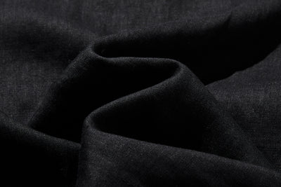 上品な佇まいと、心地よい着心地を兼ね備えた一枚　ピンタックシャツ　リネンシャツブラウス　251007