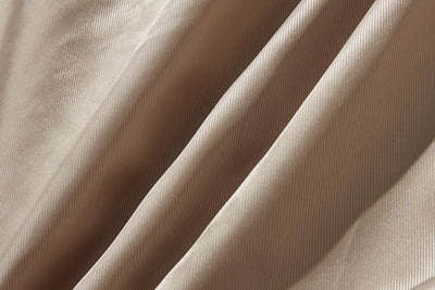 ロングシーズン着まわせる優秀アイテム　トレンチコート　ミドル丈コート　251003