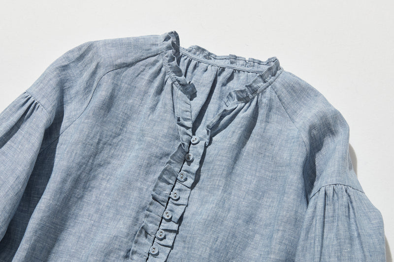 季節を問わず活躍する万能アイテム　フランス産リネン　リネンブラウス　250213