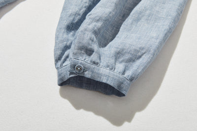 季節を問わず活躍する万能アイテム　フランス産リネン　リネンブラウス　250213