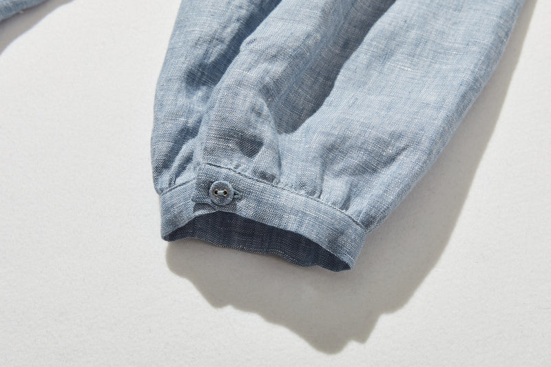 季節を問わず活躍する万能アイテム　フランス産リネン　リネンブラウス　250213