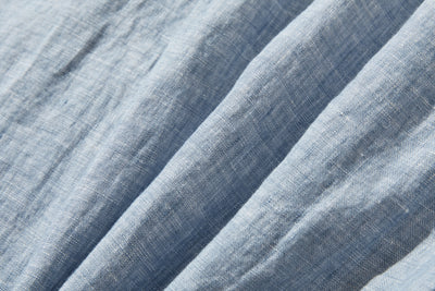 季節を問わず活躍する万能アイテム　フランス産リネン　リネンブラウス　250213