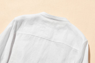 上品な佇まいと、心地よい着心地を兼ね備えた一枚　ピンタックシャツ　リネンシャツブラウス　251007