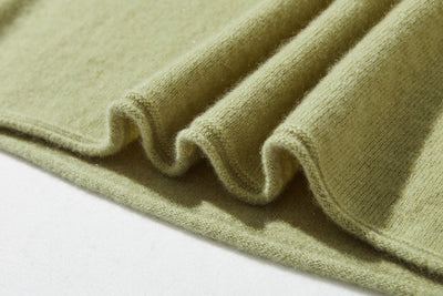 ★2025新色★やわらかい繊維から生まれる最高の心地良さ　カシミヤ100％　ハイネック ニット　231109