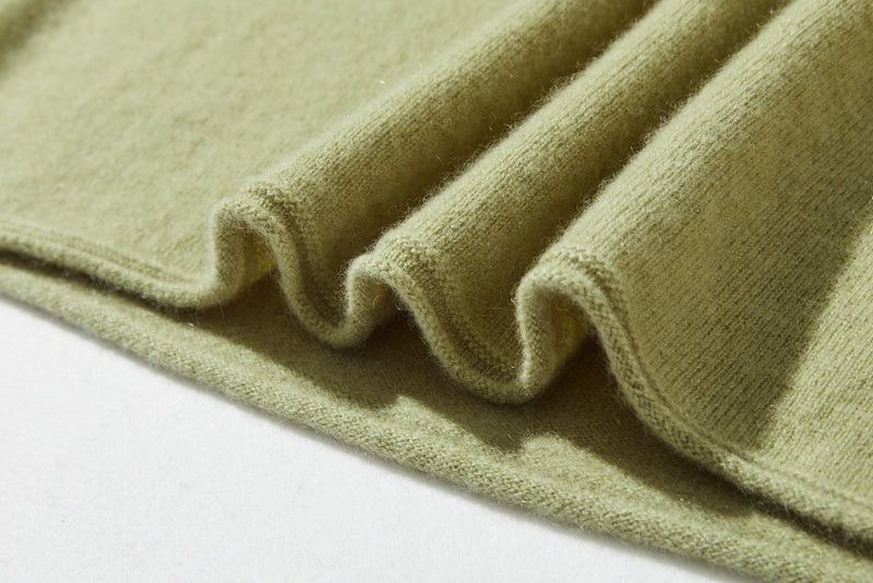 ★2025新色★やわらかい繊維から生まれる最高の心地良さ　カシミヤ100％　ハイネック ニット　231109