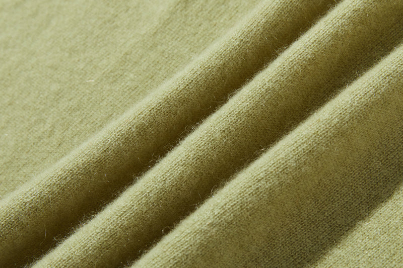 ★2025新色★やわらかい繊維から生まれる最高の心地良さ　カシミヤ100％　ハイネック ニット　231109