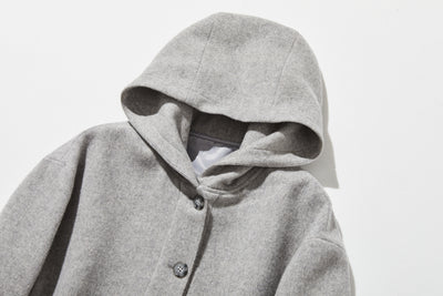 軽くて暖かいフード付きアウター　ウールアウター　241206