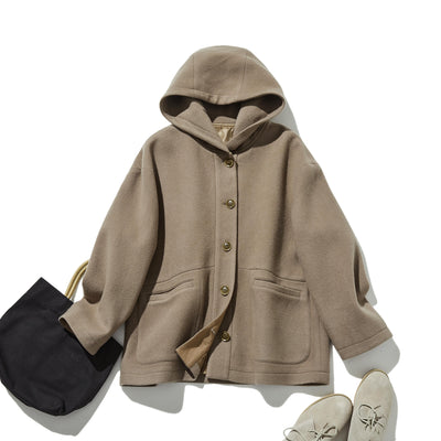 軽くて暖かいフード付きアウター　ウールアウター　241206