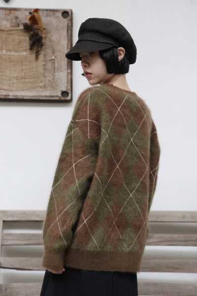 防寒性とおしゃれさを兼ね備えた、秋冬の必須アイテム ウールとカシミヤ混カーディガン　251124