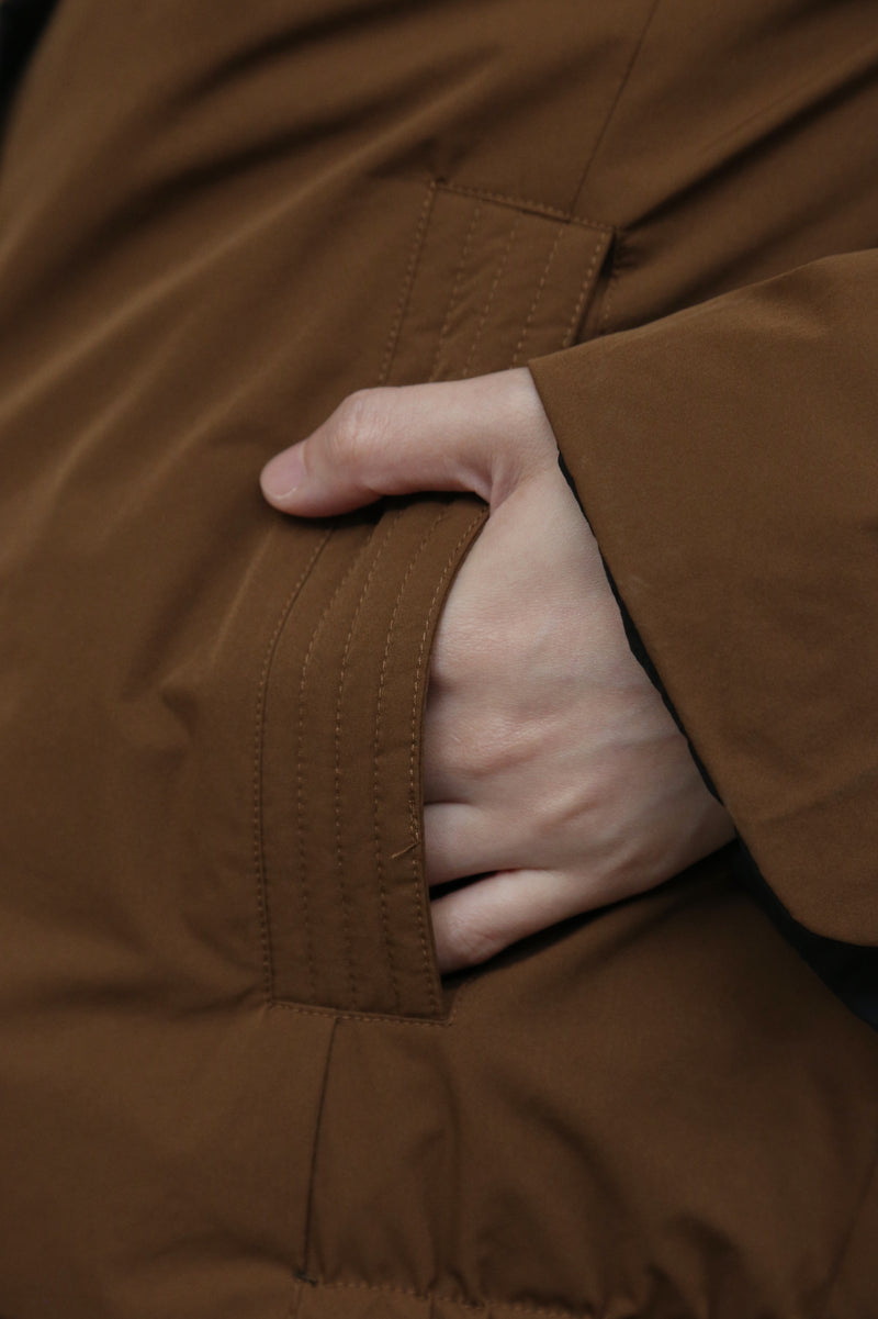 軽量＆保温性の両立リバーシブル ダウンジャケット　ダウンコート   251107