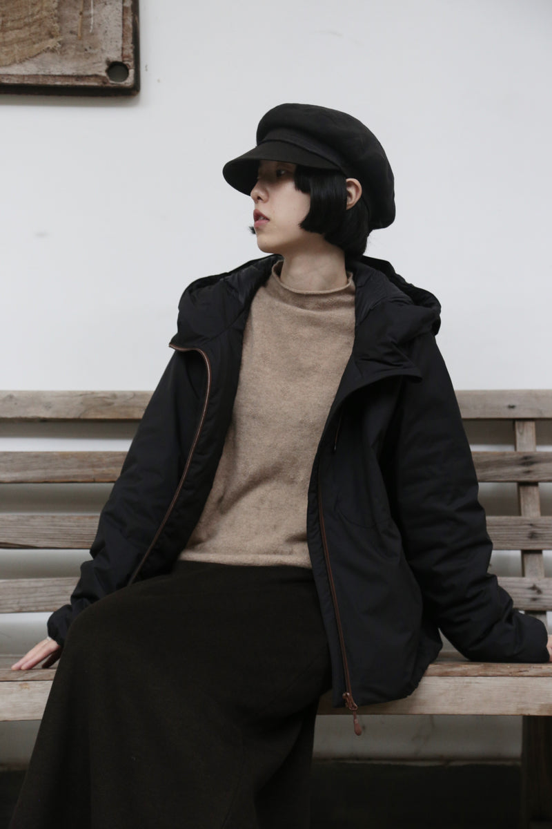 軽さと温かさの新次元。日常を洗練する、スポーティなダウンジャケット ダウンコート 251123-1