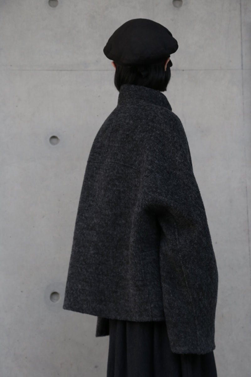 熟練の技が光る、総手縫いウールハイネックコート　ウールコート　251131-1