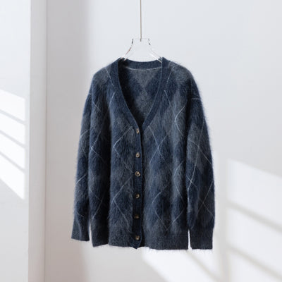 防寒性とおしゃれさを兼ね備えた、秋冬の必須アイテム ウールとカシミヤ混カーディガン　251124