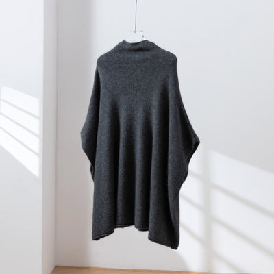上質な温もりと自由なスタイリングを演出　ウールセーター ケープ風ニット　カシミヤセーター　251125