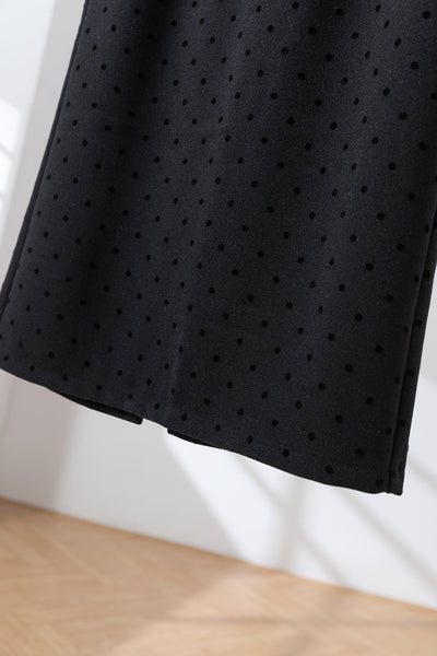 さまざまな着回しができるロングスカート　マキシ丈スカート　ドット柄スカート　251116