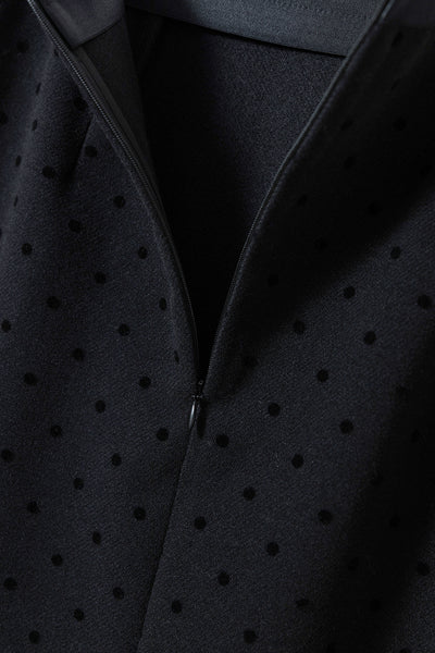 さまざまな着回しができるロングスカート　マキシ丈スカート　ドット柄スカート　251116