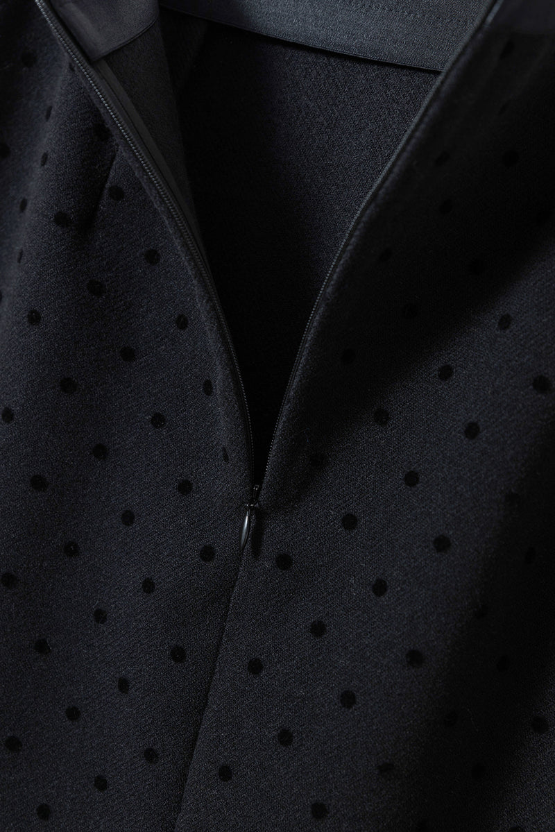 さまざまな着回しができるロングスカート　マキシ丈スカート　ドット柄スカート　251116