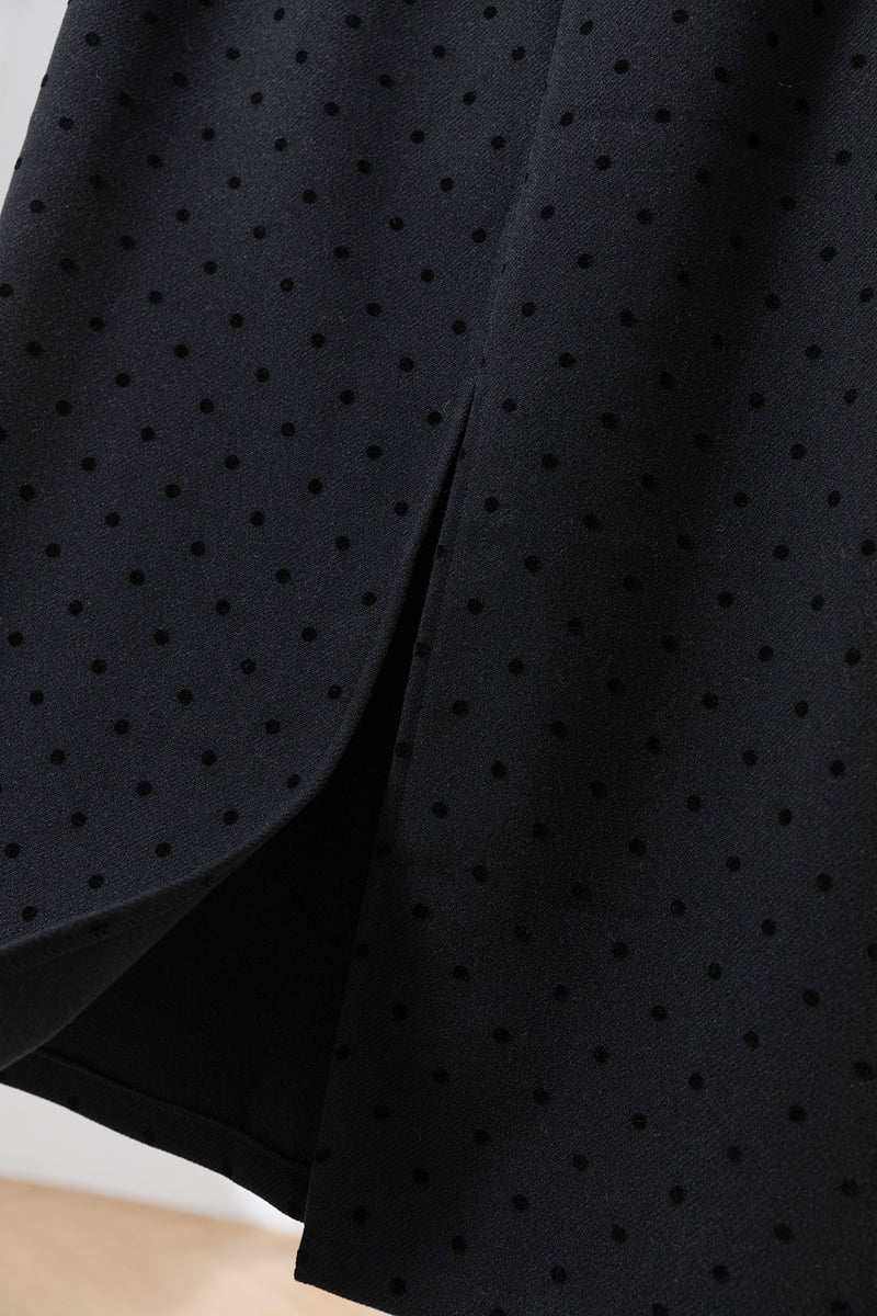 さまざまな着回しができるロングスカート　マキシ丈スカート　ドット柄スカート　251116