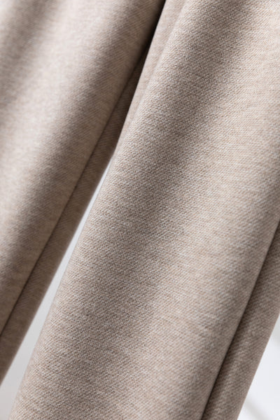 寒い季節も穿くだけであったか ウール混ボンディング生地　テーパードパンツ　251119