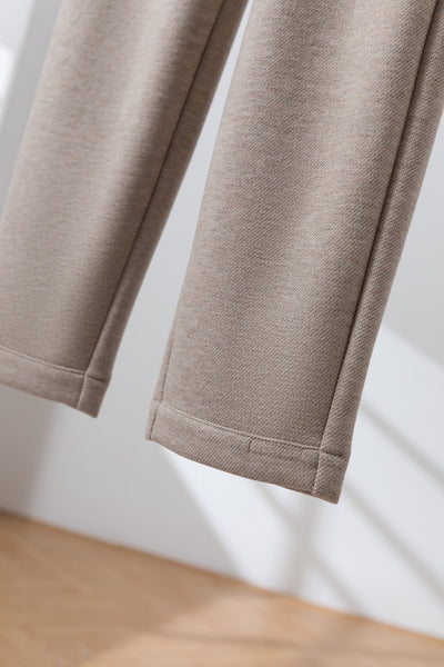 寒い季節も穿くだけであったか ウール混ボンディング生地　テーパードパンツ　251119