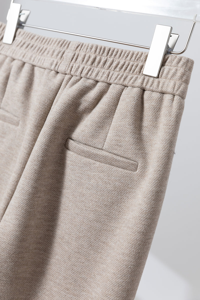 寒い季節も穿くだけであったか ウール混ボンディング生地　テーパードパンツ　251119