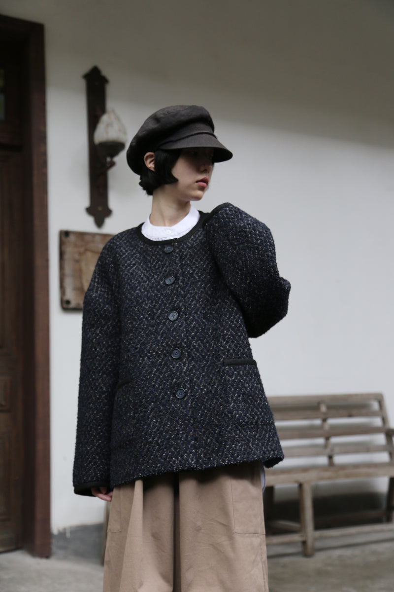 上質に寄り添う、ツイードの羽織りジャケット 　イタリア産上質ウール生地使用　ツイードコート　251008-1